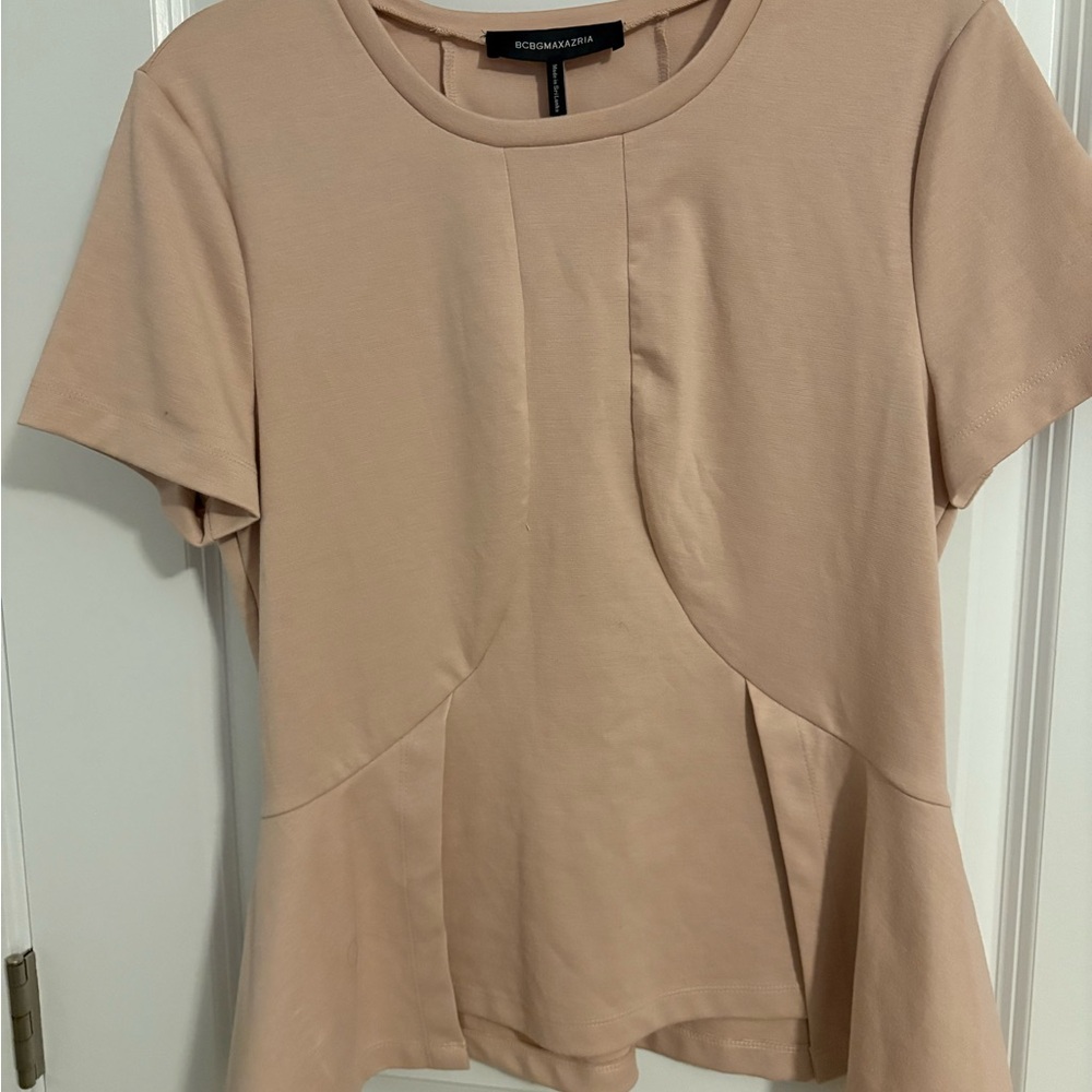BCBG Light Tan Short Sleeve Top